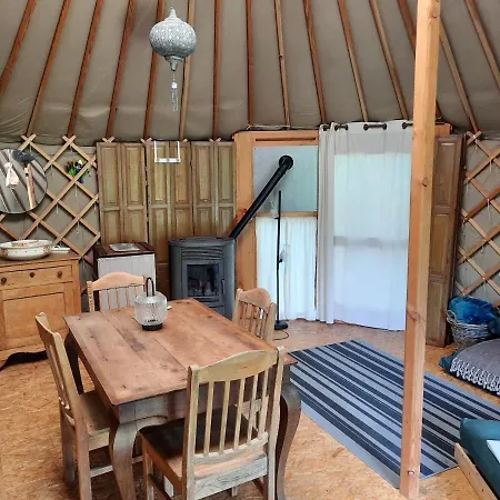 La Yourte Au Fonds Du Jardin خيمة فخمة